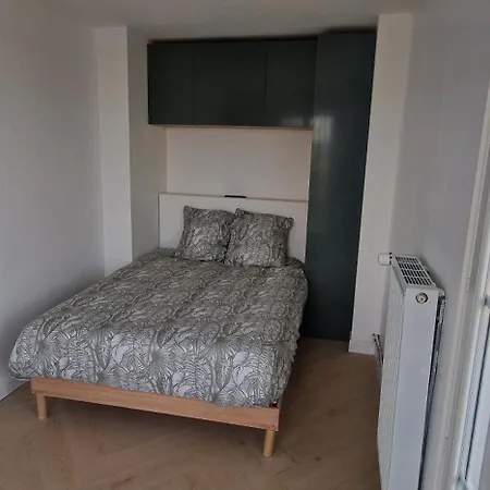 Jumanji - Welcome To *